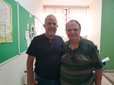 Alunos egressos da primeira turma visitam a ETEC 50 anos após a formatura